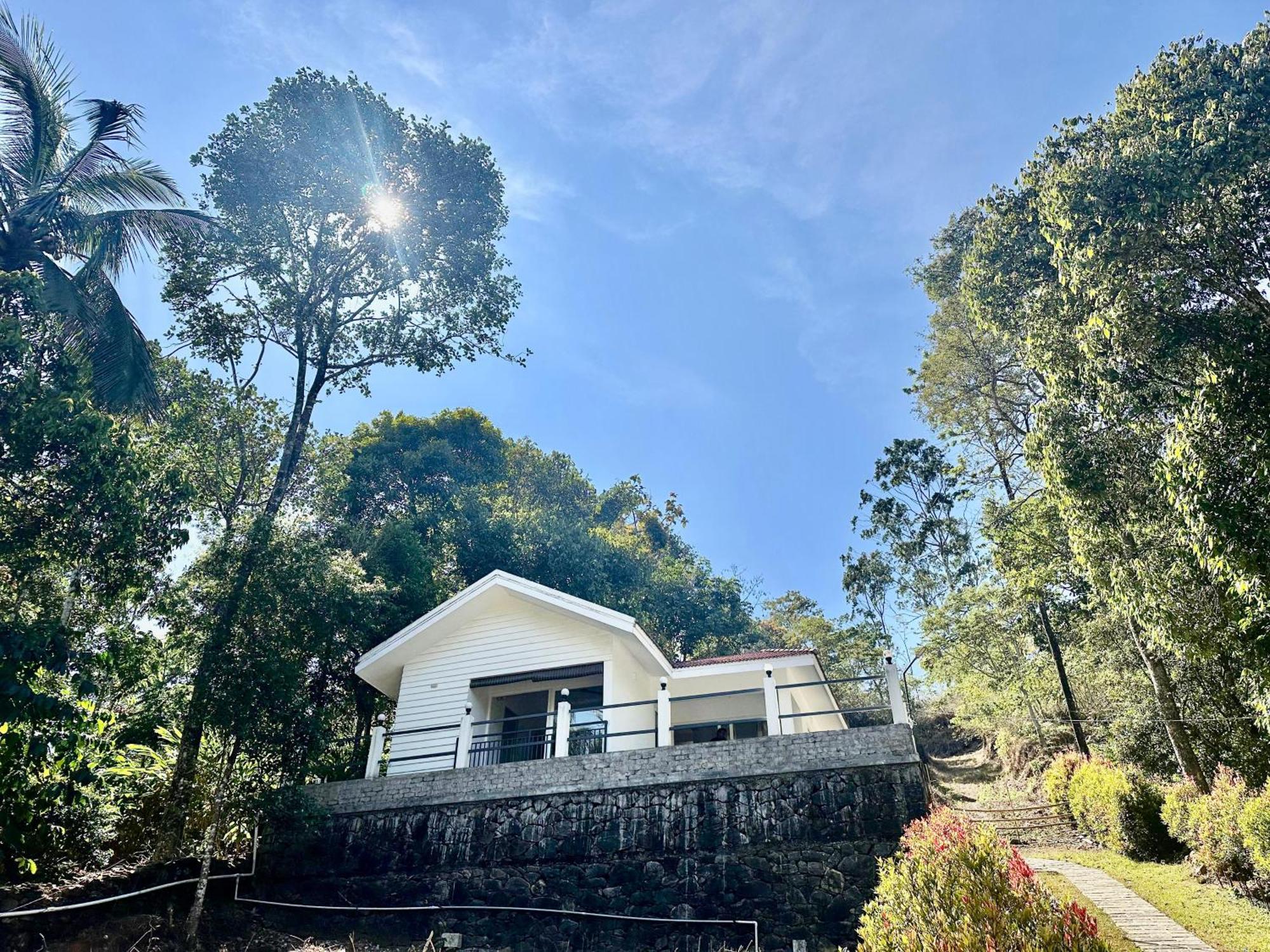 Misty Heights Peermade - Private Mountain Villa Retreat Vandiperiyār Dış mekan fotoğraf
